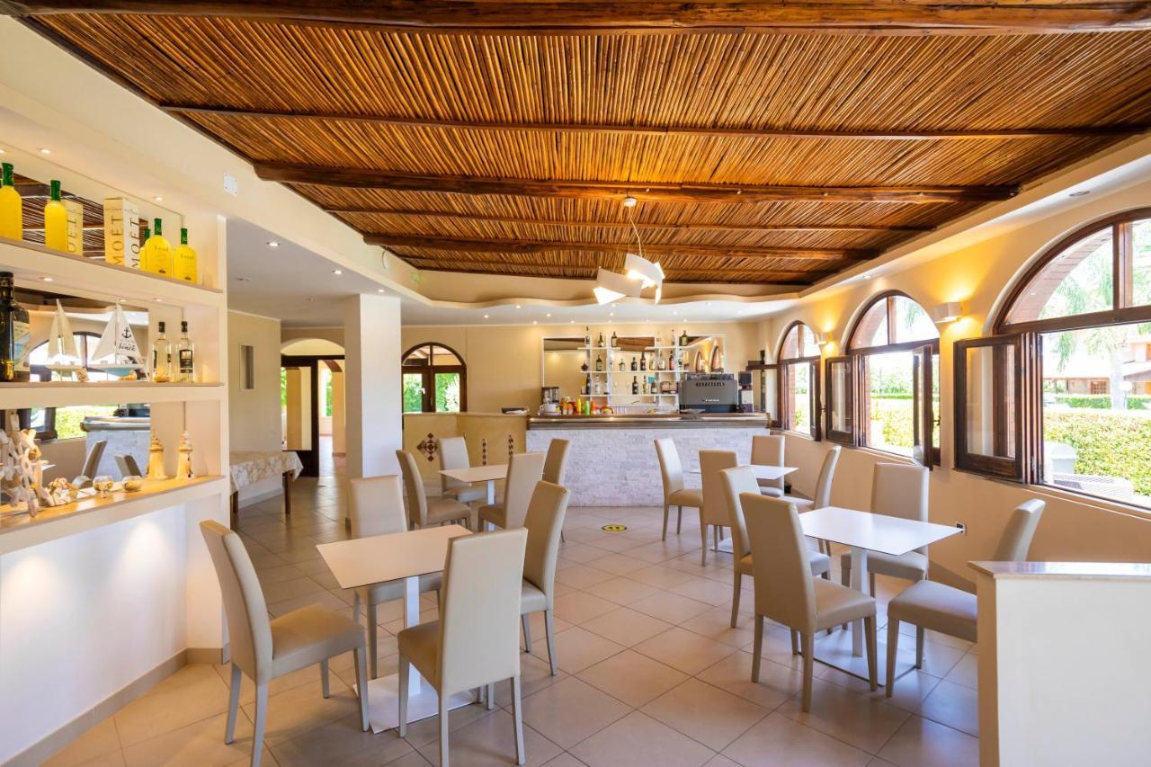 Hotel La Fattoria Sul Mare กาโปวาติกาโน ภายนอก รูปภาพ