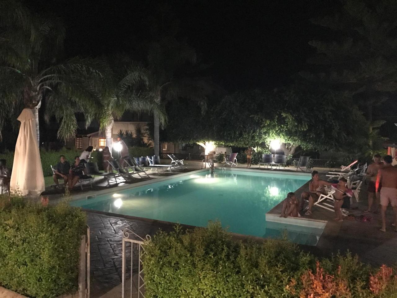 Hotel La Fattoria Sul Mare กาโปวาติกาโน ภายนอก รูปภาพ